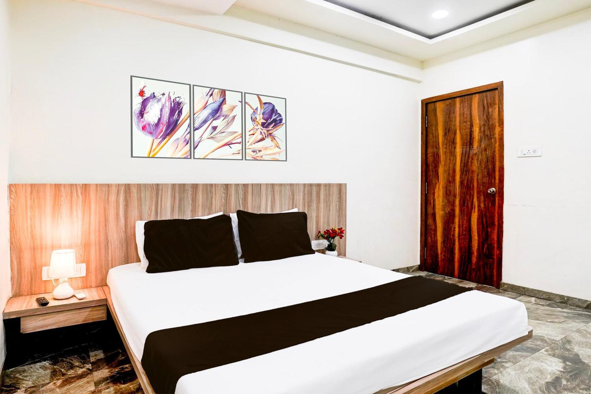 Super Hotel O Dombivali Formerly Pk Lodging Dombivli ภายนอก รูปภาพ