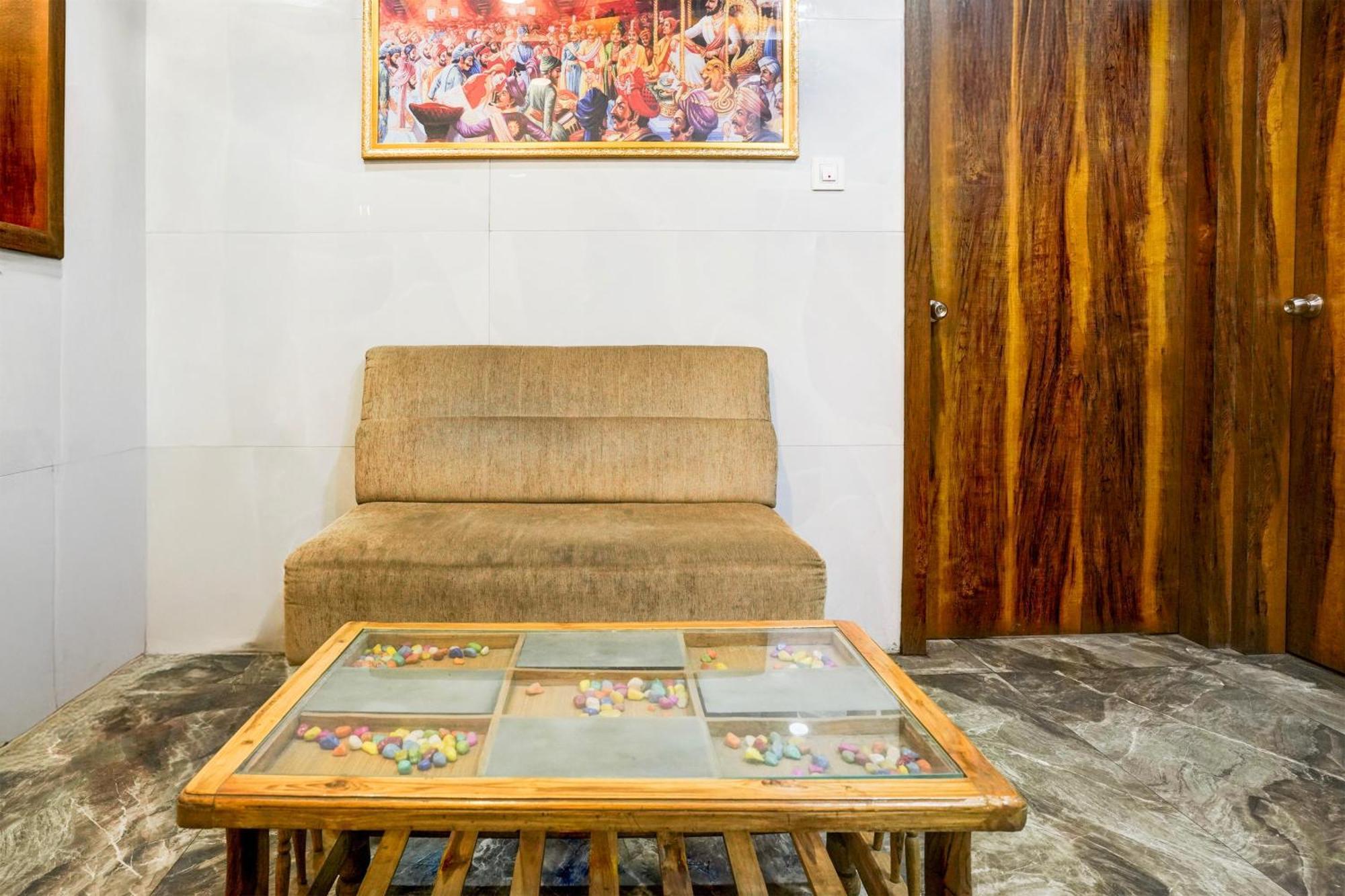 Super Hotel O Dombivali Formerly Pk Lodging Dombivli ภายนอก รูปภาพ