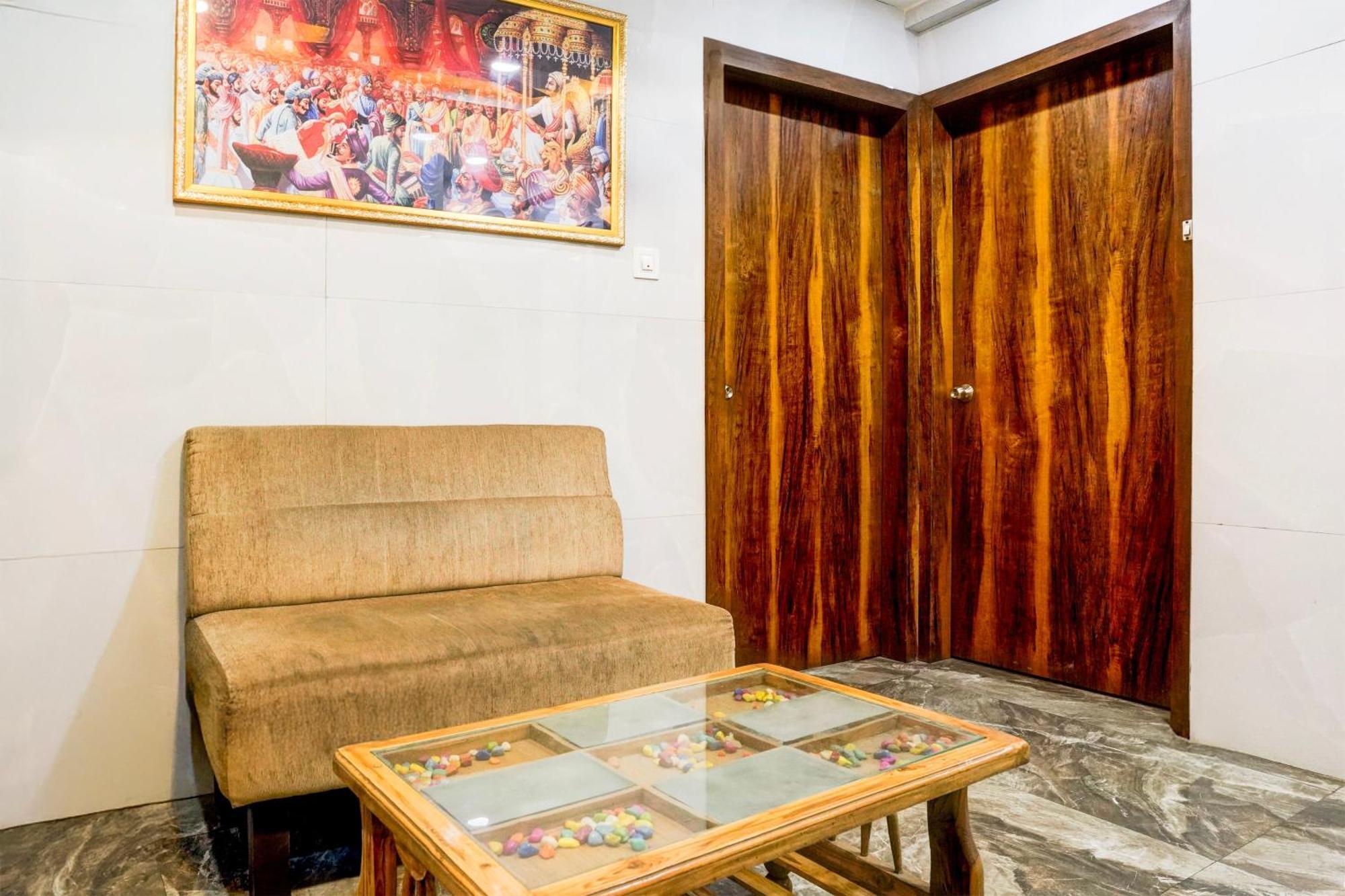 Super Hotel O Dombivali Formerly Pk Lodging Dombivli ภายนอก รูปภาพ